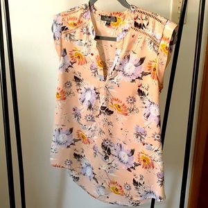 Womens dress shirt, size small, label by Rachel Rachel Roy.